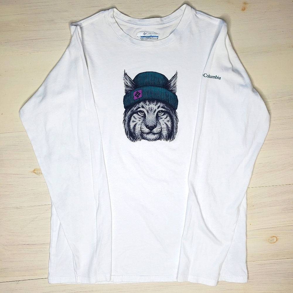 32) COLUMBIA Bobcat in a Beanie Long sleeve Kids Sz. XL Women's Sz. Medium